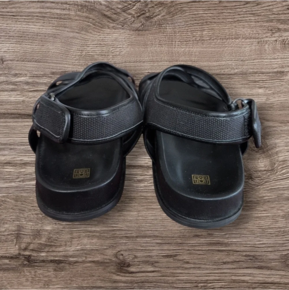 Toteme The Chunky Black Canvas Leather Flat Dad Style Sandals Women’s 40 US 9